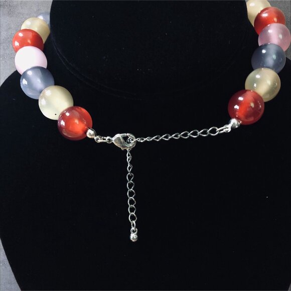 Multicolor Beaded Necklace With Adjustable Chain - Picture 3 of 3